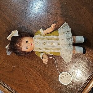 8 inch Reliable Composite  1940s doll side glancing eyes